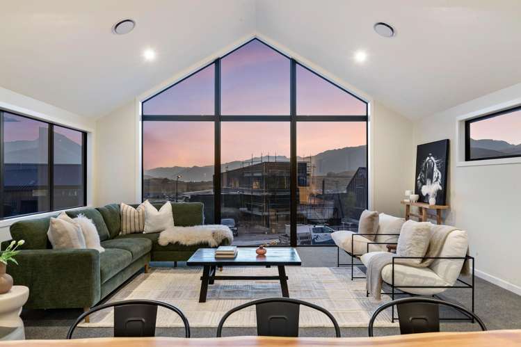 64 Spur Ridge Rise Jacks Point_14