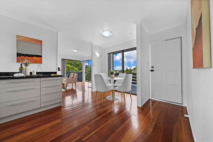 1/31 Cyclarama Crescent Massey_7