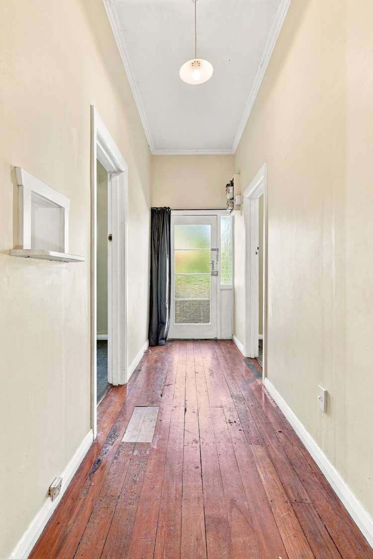 11 Coburn Avenue_4