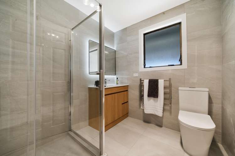 14 Mcgreal Place Clendon Park_7