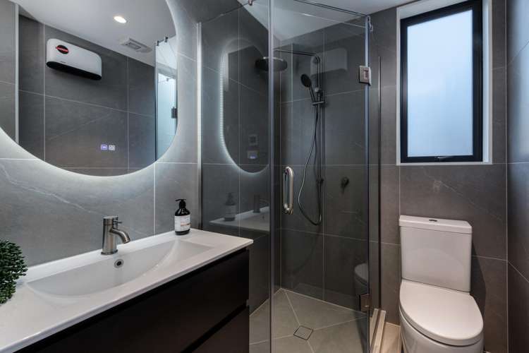 12a Kowhai Road Campbells Bay_23