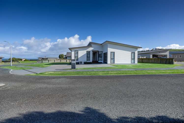 1 Ambergris Place Baylys Beach_26