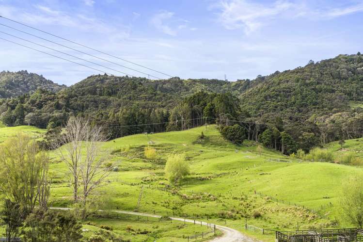 316 Mountain Road Maungaturoto_33