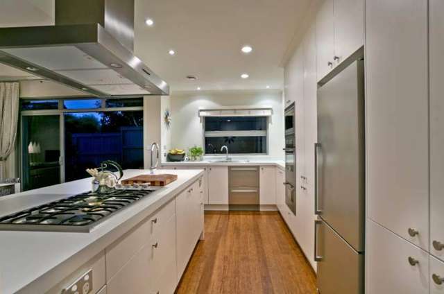 54 Shelter Drive Greenhithe_4