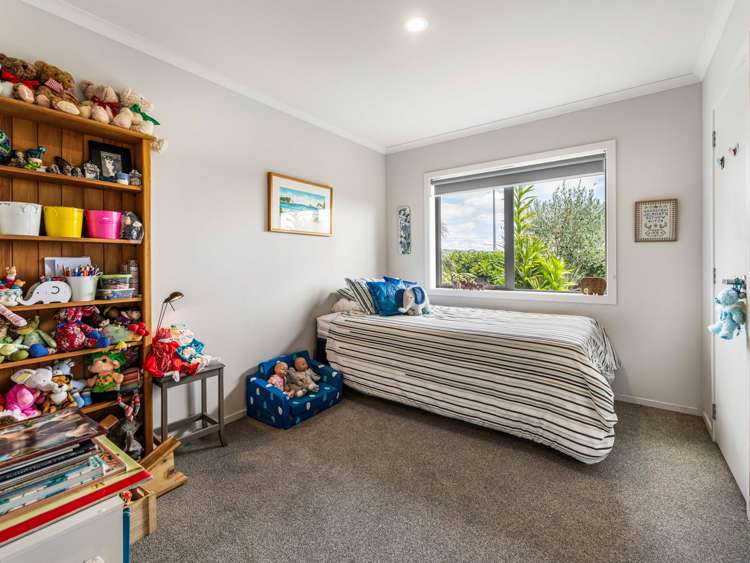 9 Artists Avenue Beachlands_11