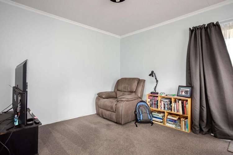 14A George Street Dannevirke_5