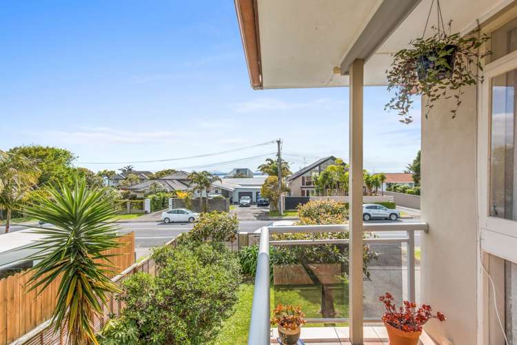 111 Clovelly Road Bucklands Beach_11