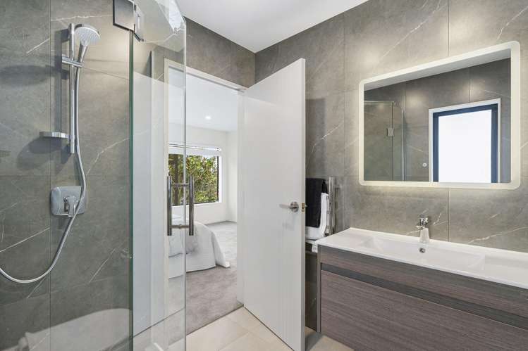 10a Egret Court Unsworth Heights_7