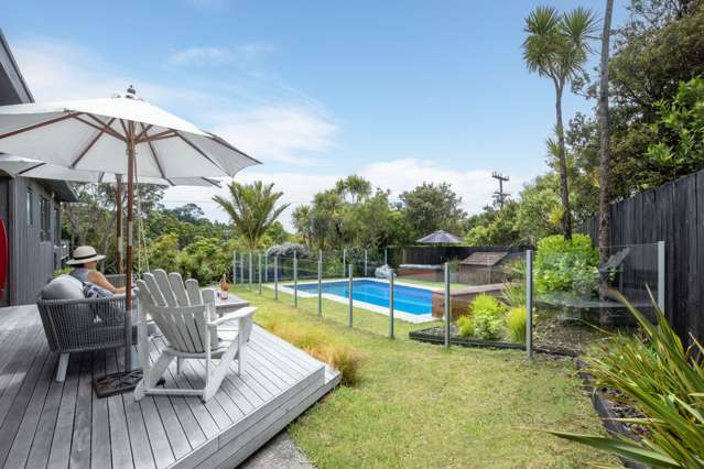 203 Piha Road Piha_4