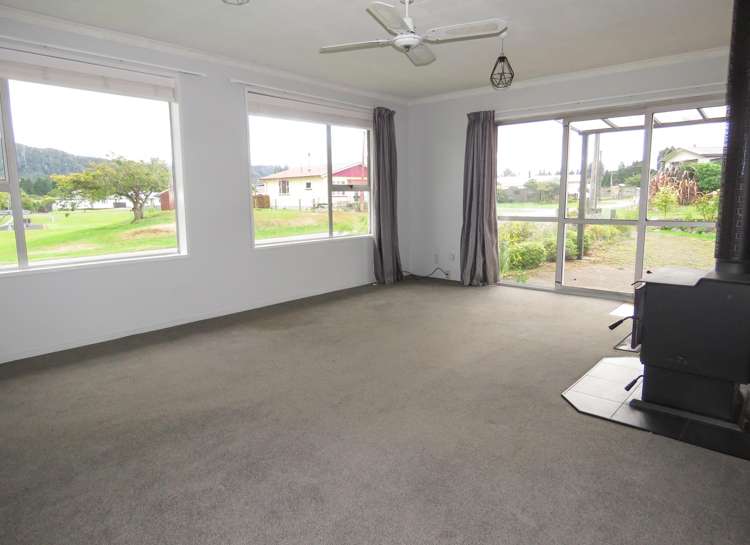 7 Crampton Road Reefton_1