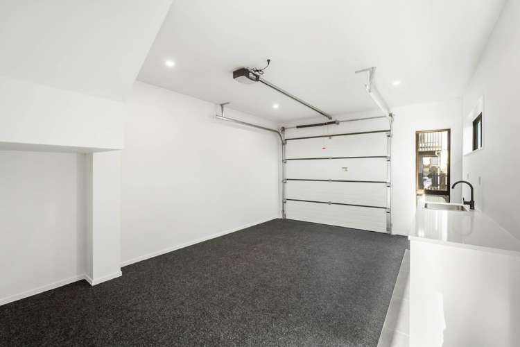 4, 6, 8, 10, 12, 14A & 14B Pilot Drive Hobsonville_32