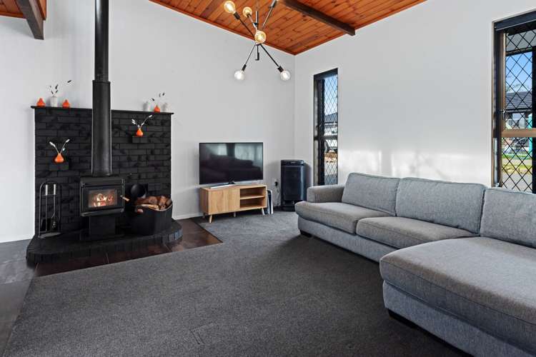 10 Rock Ridge Drive Kamo_5