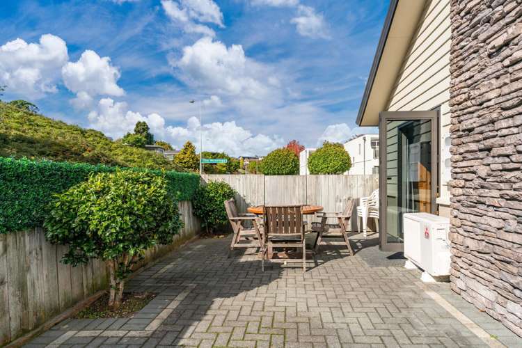1/1 The Moorings Two Mile Bay_5