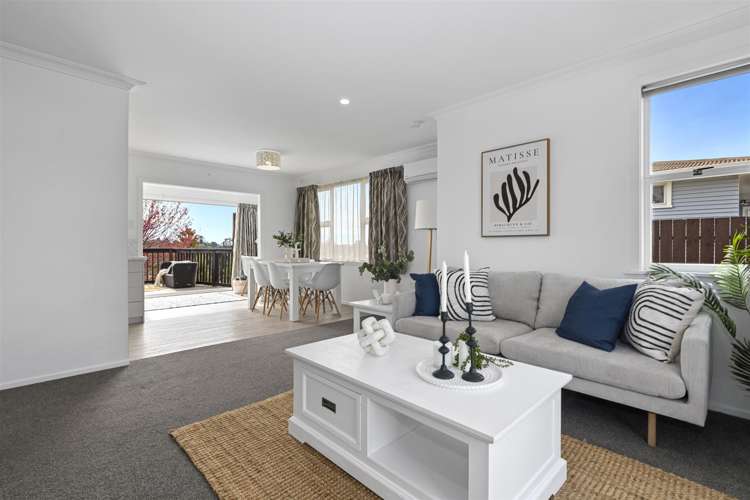 28 Woodford Avenue Brookfield_8