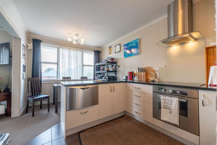 2/102a Wai-Iti Road Highfield_3