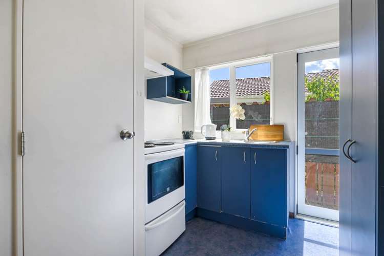 17 & 17A Heathridge Place Burswood_16