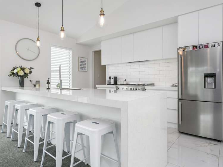 37 Baxter Michael Crescent Cambridge_5