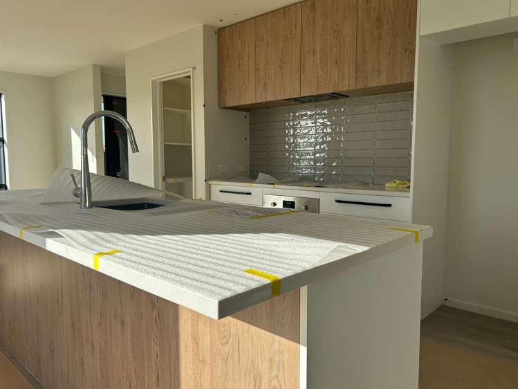 24 Derbridge Street_4