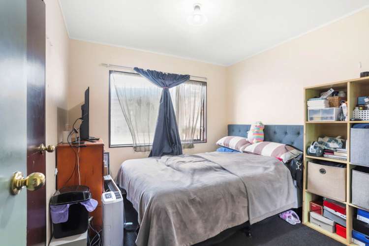 1 Robertson Road Ranui_9