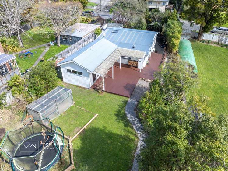 5 Elmslie Road Pinehaven_18