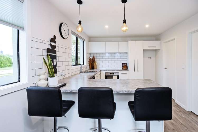 224 Crawford Street Glengarry_8