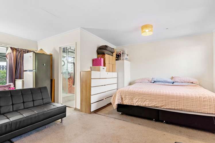 2/12 Kopu Place Clendon Park_12