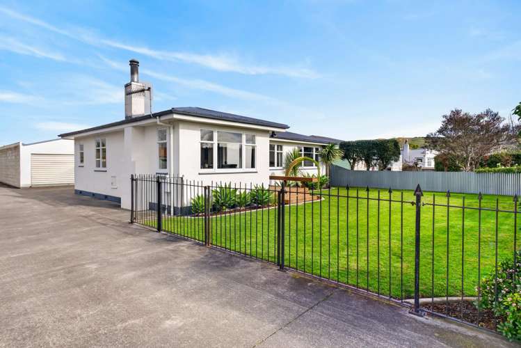 17 Hinton Road Taradale_19