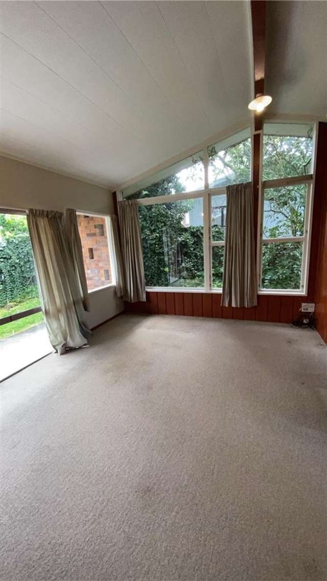 1/8 May Street 1076_3