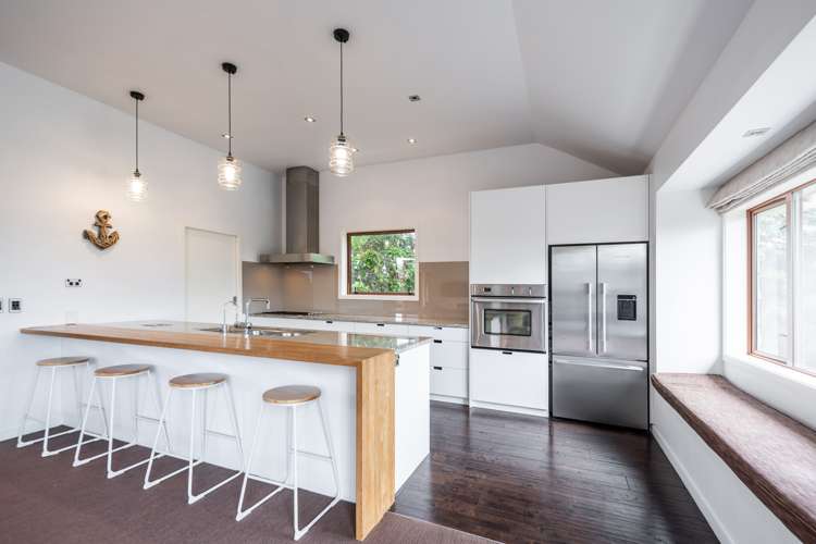 1 Lorenzen Bay Road Raglan_11