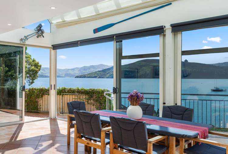 259 Beach Road Akaroa_4