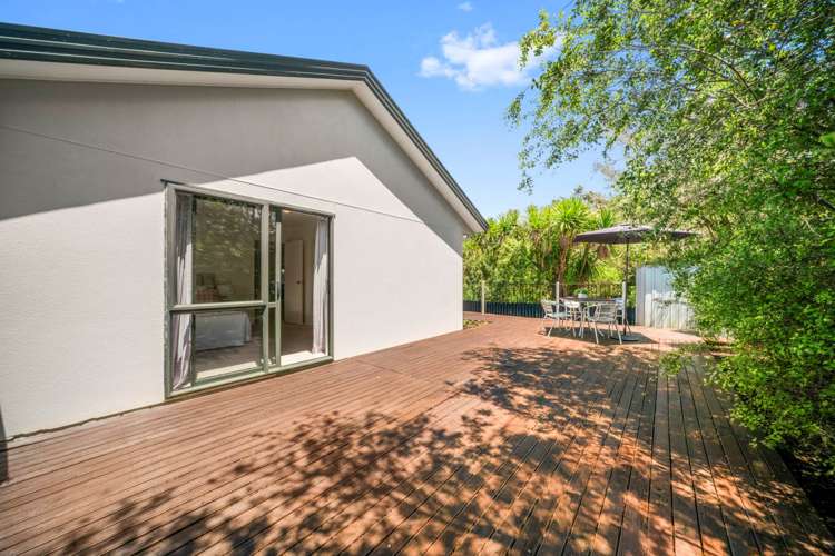 2/4 Harkin Close Albany_19