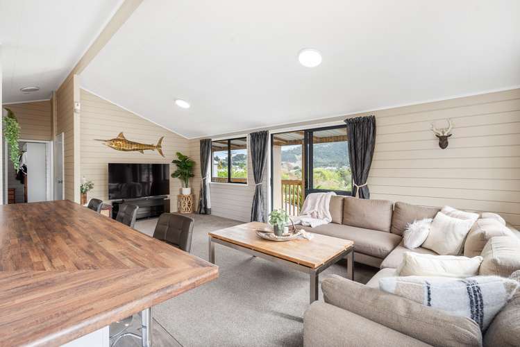 90 Alcoba Street Kamo_8