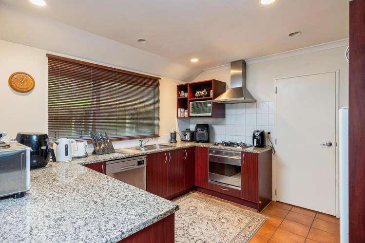 28B Fairlands Avenue Waterview_18