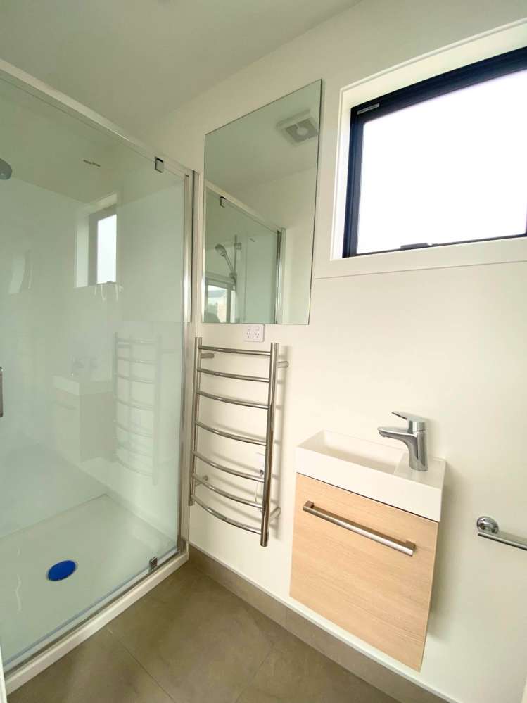 1/63 Taikata Road Te Atatu Peninsula_4