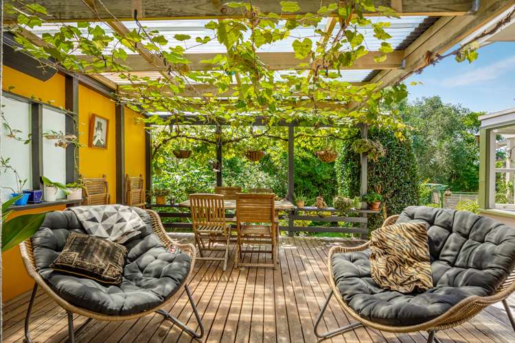 11 Lemnos Place Titirangi_5