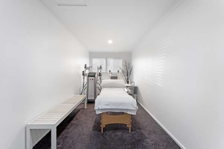 16a Valley Road Browns Bay_35