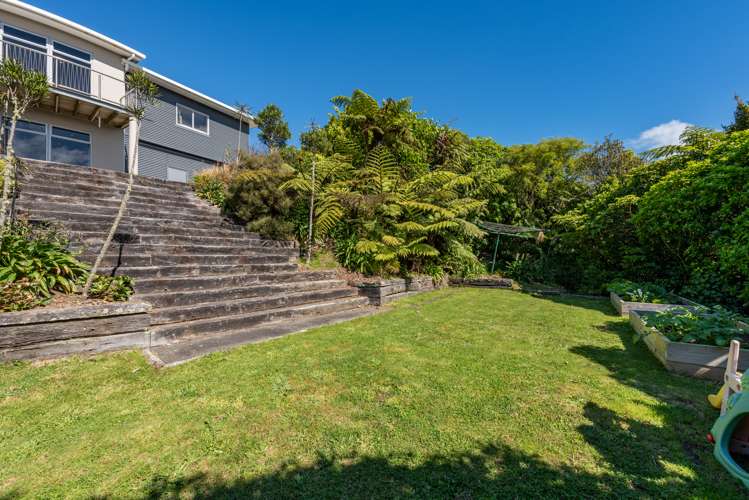 9 Caughley Grove Karori_2