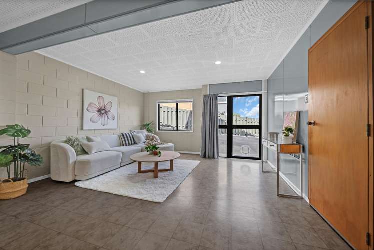 77 Botany Road Botany Downs_26