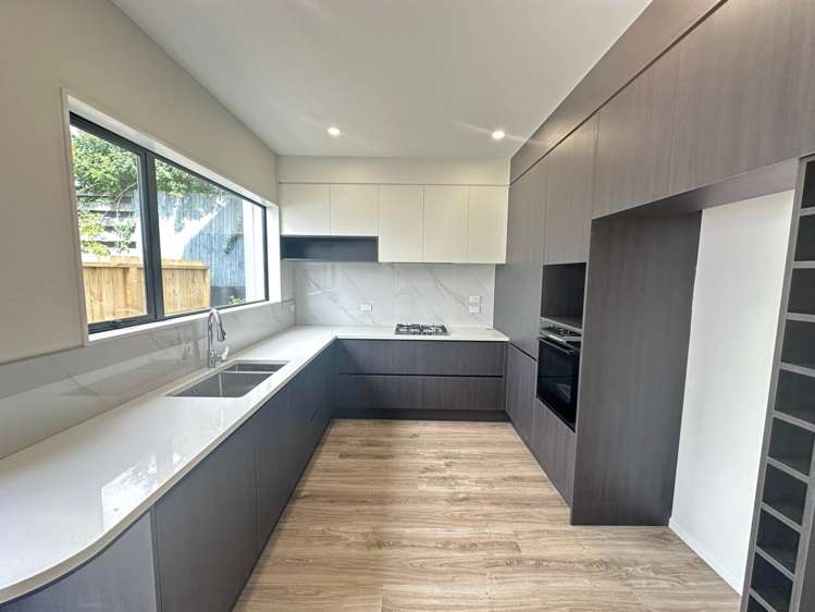 15 Quibray Place Botany Downs_1