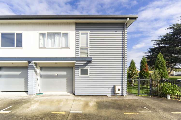 1/13 Crosher Place Hillcrest_2