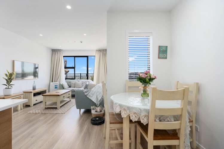 401/553c Glenfield Road Glenfield_4