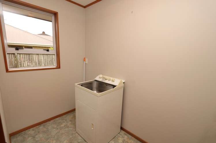 43 Catherwood Avenue Allenton_13