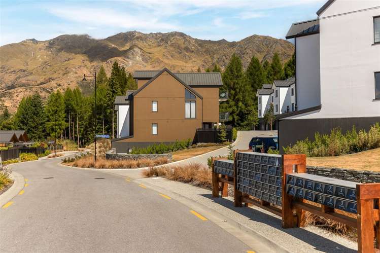 16/18 George Bullen Lane Arthurs Point_14