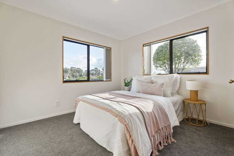 53 Lansdowne Crescent Glenview_12