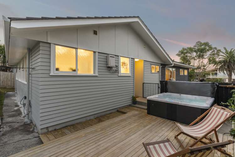 29 Malvina Place Bucklands Beach_17