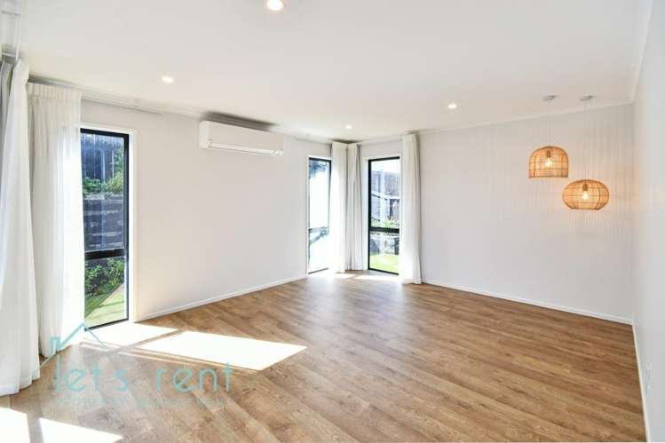 42 Evergreen Parade 10940_6