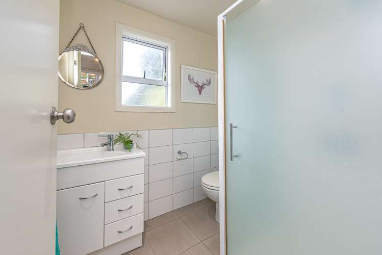 23 Moore Avenue Tawhero_11