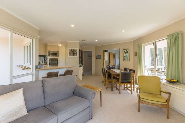 7 Amokura Street Waikanae_8