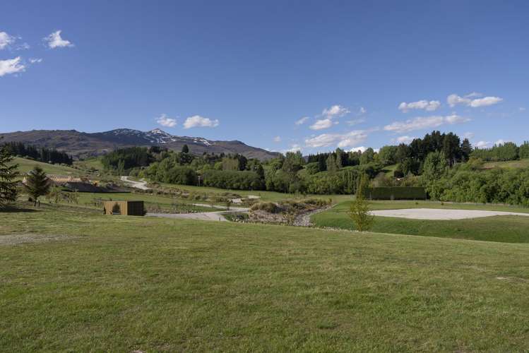 16 Station Rise, Littles Farm Dalefield_23