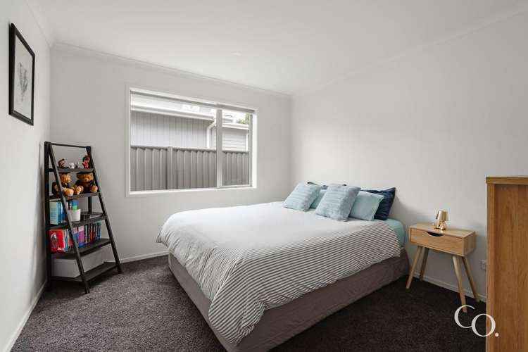 36 Arbuckle Road Frimley_16